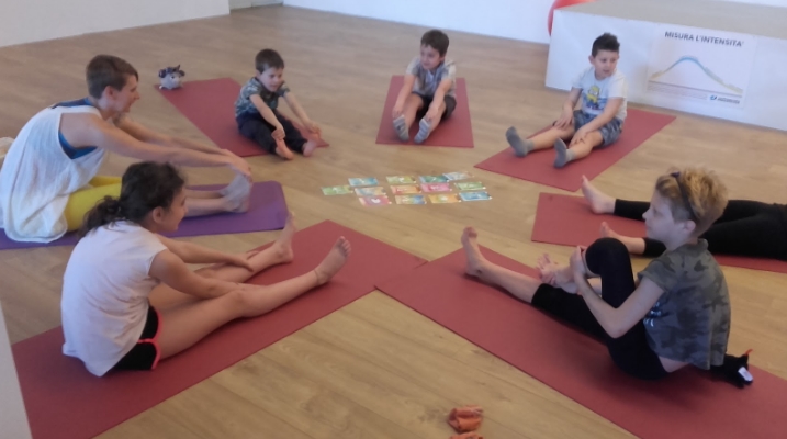 Yoga-Felice per bambini e ragazzi 2018